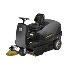 Подметательная машина с сиденьем для оператора Karcher KM 100/100 R P